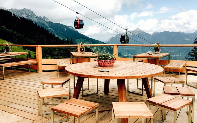 Bild: Bergwelt Hahnenkamm Bild: Bergwelt Hahnenkamm